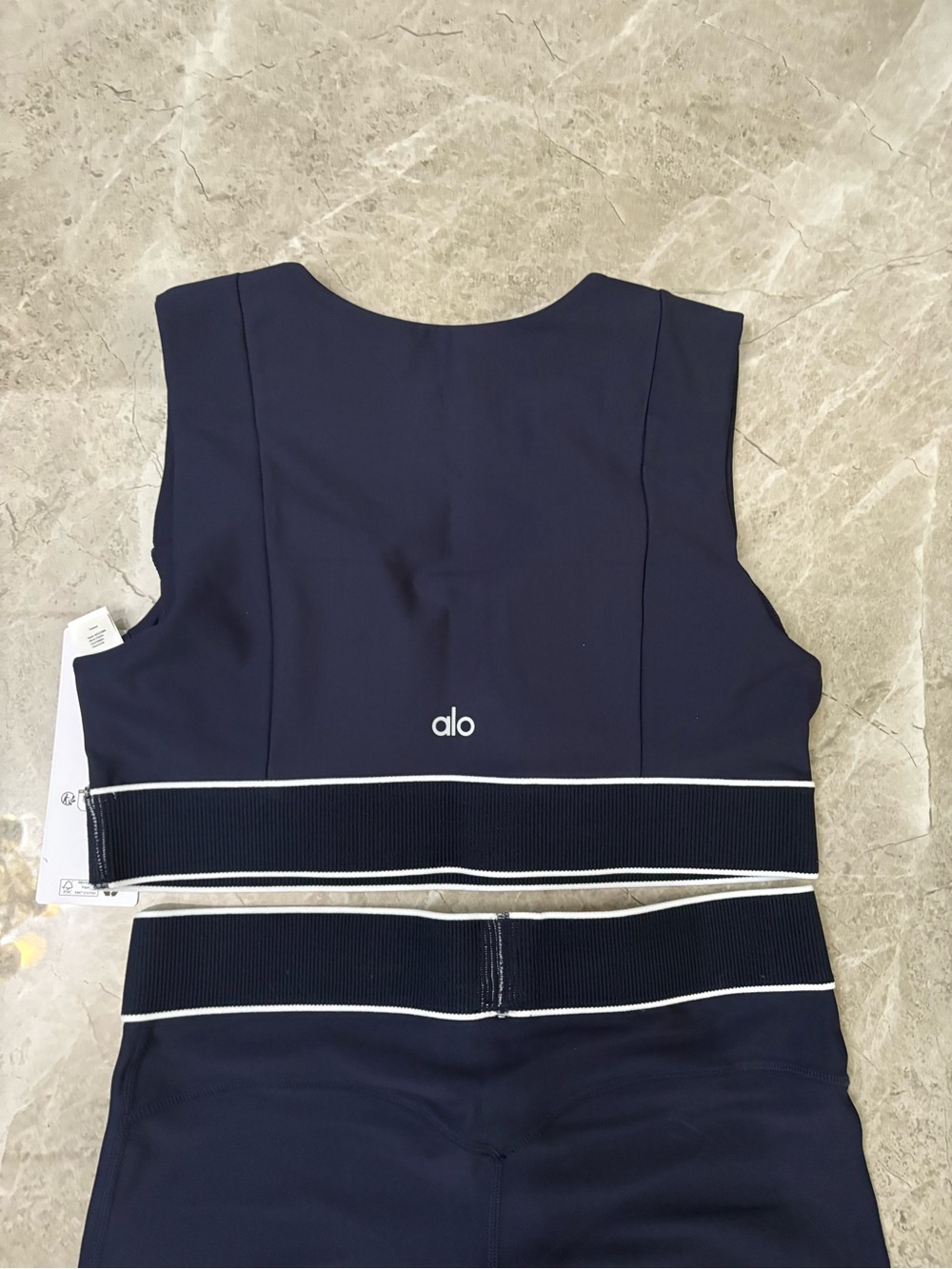 ALO Yoga Navy Workout Two-Piece Set with White Trim - Picture 5 of 5